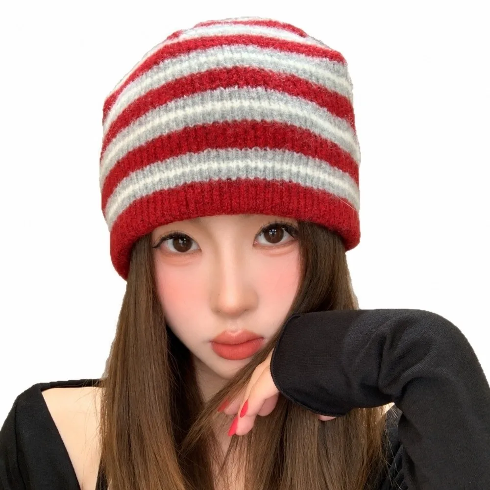 Polyester Stripe Knitted Beanie Hat 56-58cm Size Face Slimming Warm Winter Beanie One Size Ear Protection Soft Cold Proof Hat
