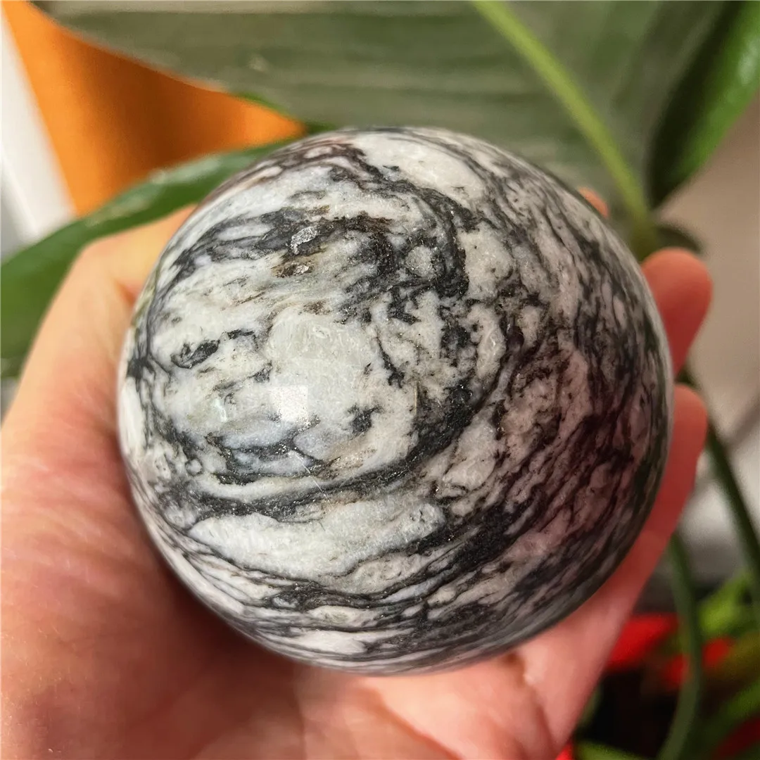 Natural Black And White Crystal Stone Wicca Balls Spider Web Jasper Mineral Quartz Sphere Ornament Spiritual Decorative Gemstone