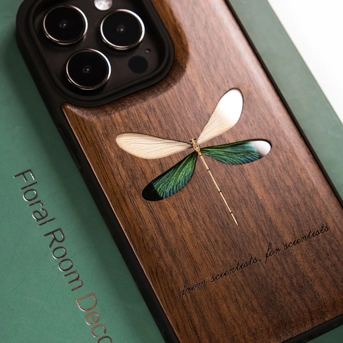Чехол для мобильного телефона из цельного дерева с настоящим образцом стрекозы, подходит для телефонов iPhone и Android, поддерживает надпись