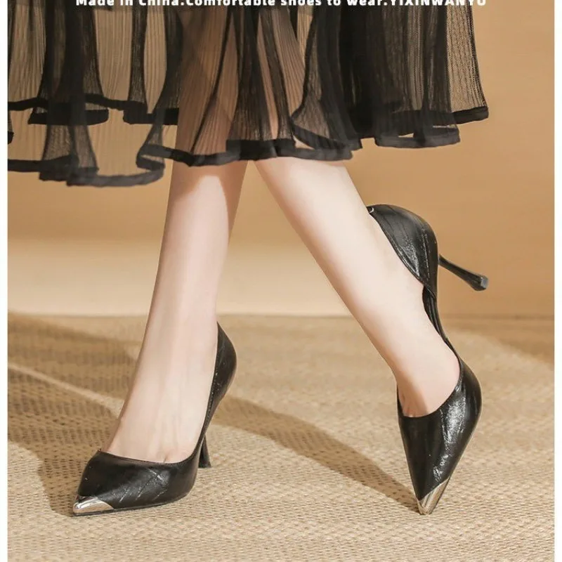 Metallic Pointed Toe Shallow Mouth Side Empty Slim Heel Single Shoes Fashion Slip-on Non-Slip Heels