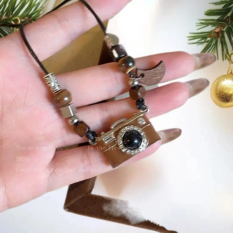 Vintage Brown Camera Pendant Necklace 2025 New Kpop Hip-Hop Simple Personality Women Men Punk Y2K Charms Jewelry Accessories