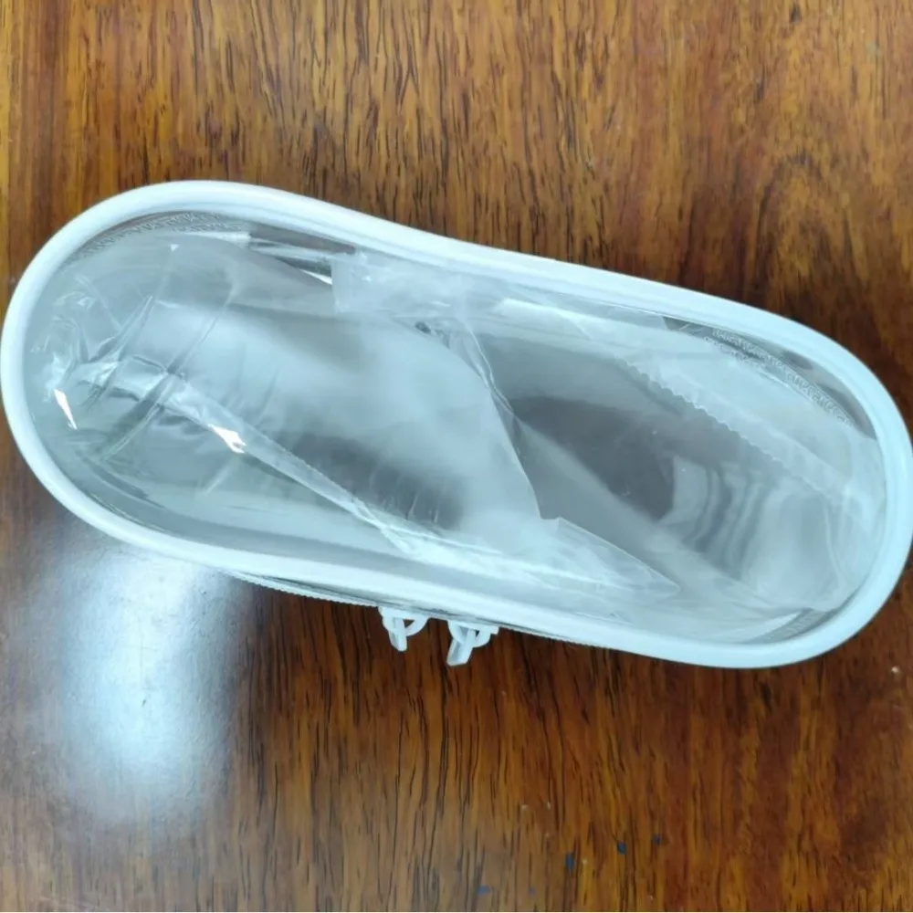 PVC Material Swim Goggles Case Transparent Design Breathable Fabric Protective Zipper Cover Anti-Scratch Coating