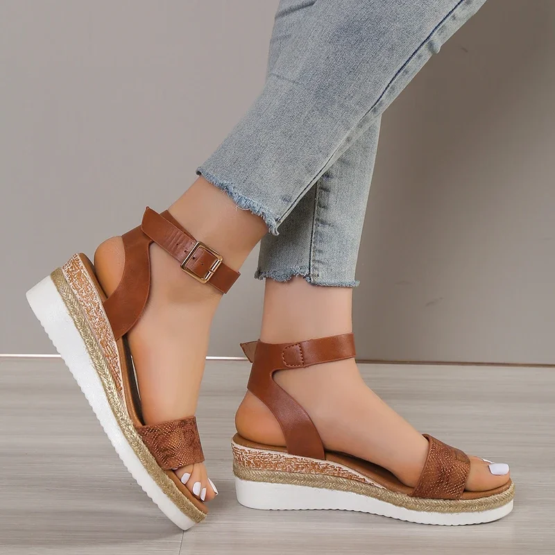 Sandalias con hebilla y correa para mujer, zapatos informales con punta abierta, talla grande, gran oferta, verano, 2024