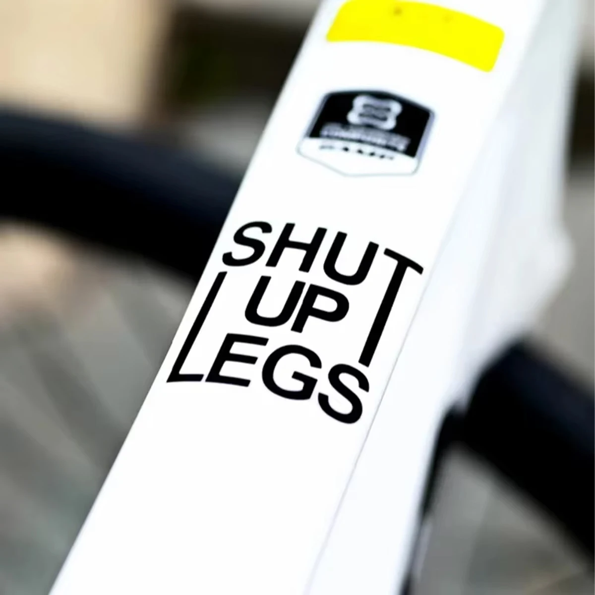 SHUT UP LEGS Letter Bicycle Frame Sticker, Funny Text Pattern Personalized Bike Decor Decal
