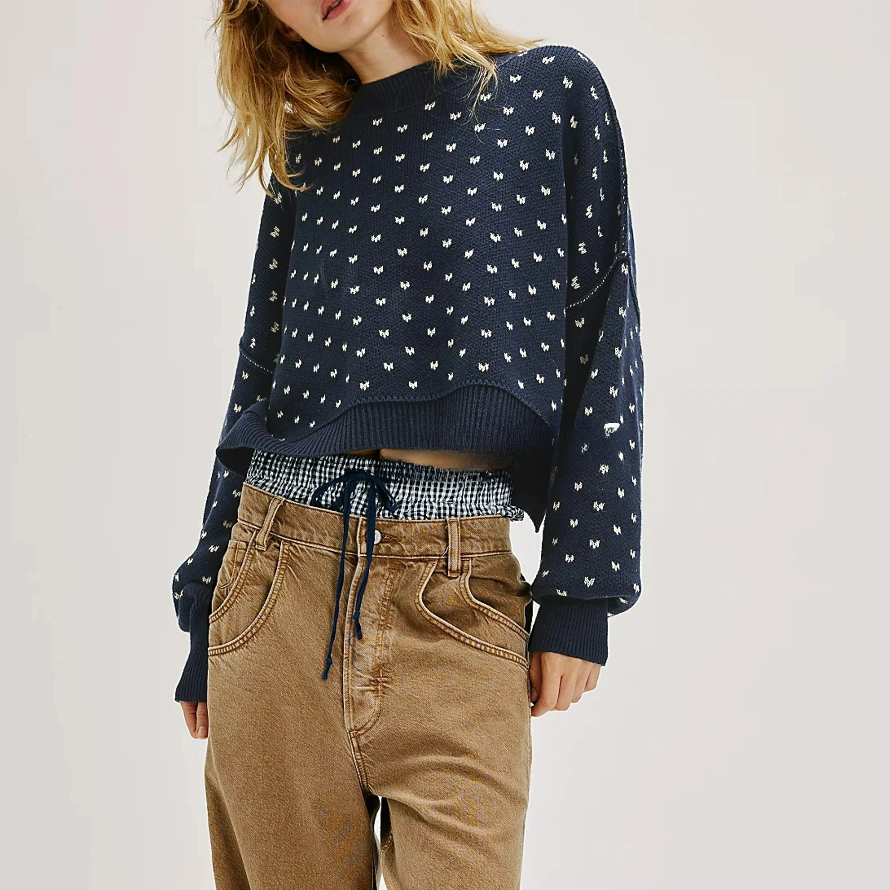 2025 New Autumn and Winter Round Neck Knitted Sweater Short Loose Butterfly Pullover Sweater Women's Clothing