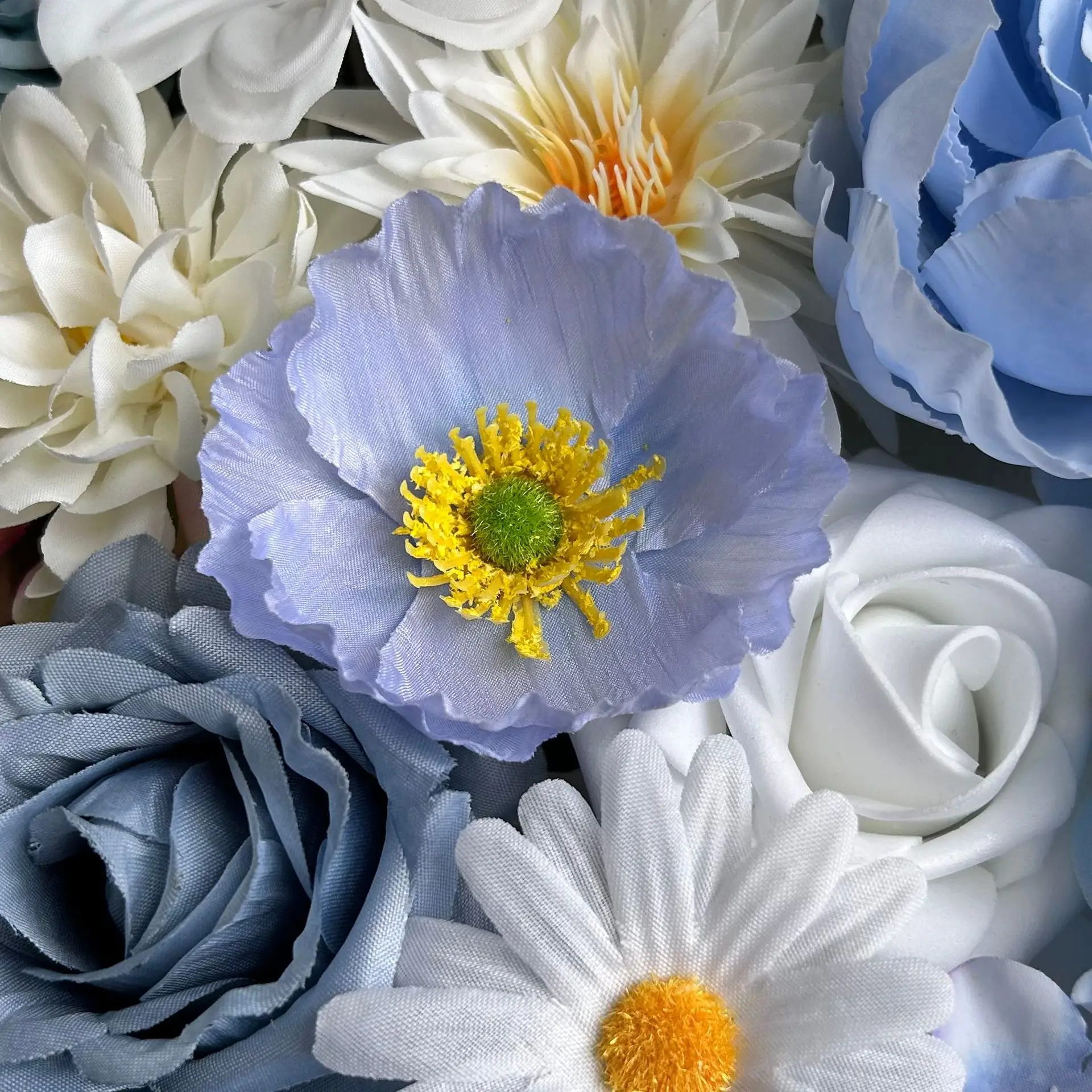 LH456 الزهور الاصطناعية عبر الحدود ربيع جديد محاكاة زهرة لتقوم بها بنفسك هدية صندوق زهرة يده زهرة الزفاف الديكور