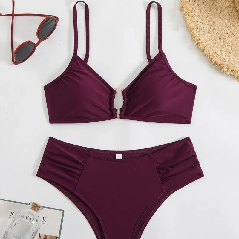 섹시한 퓨어 컬러 트라이앵글 비키니 수영복 여성 2025 신상 크로스보더 수영복 우아하고 세련된 여성 수영복