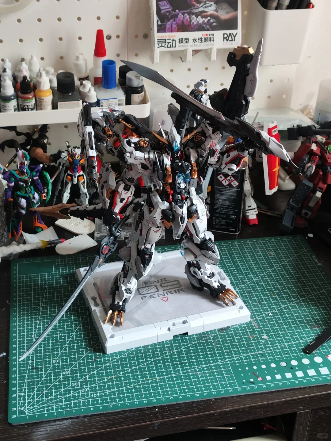 Nieuw-Hot In Era+ Rmd 1/72 Fenrir Oneindige Afmetingen Wolf King Barbatos Legering Skelet Assemblage Plastic Model Kit Speelgoed Kerstcadeau - afbeelding 2