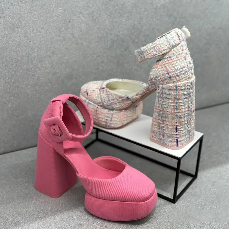 

2023 Spring and Summer new fashion temperament Barbie all-match chunky heel buckle solid color women's high heels