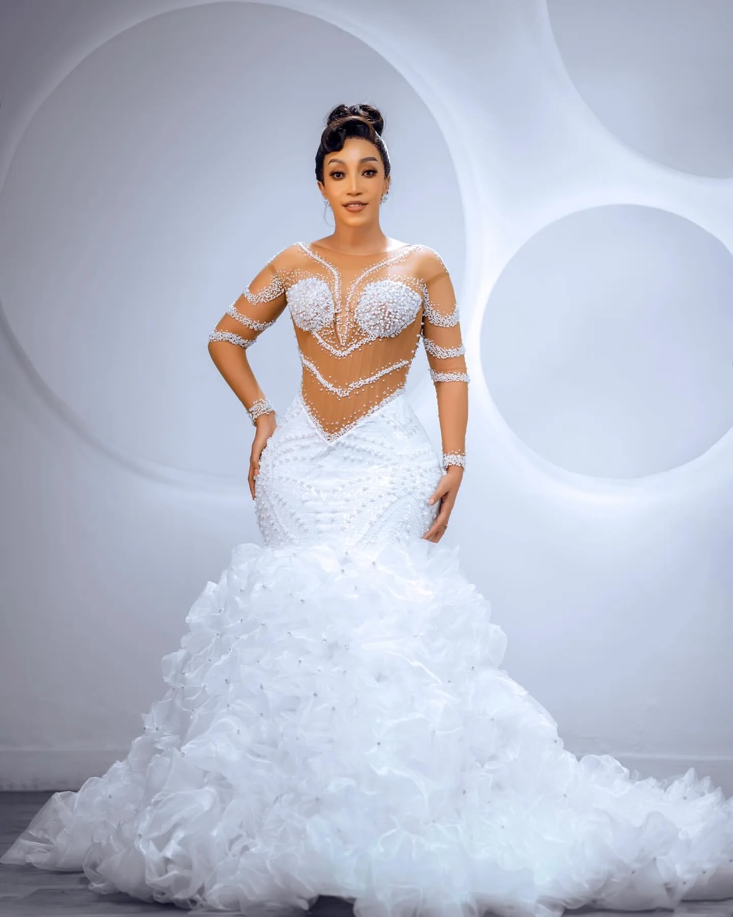 Customized See Through Sparkly Heavy Pearls Beads Wedding Dress Vestidos De Novia Long Sleeve Bridal Gown with Removable Skirt