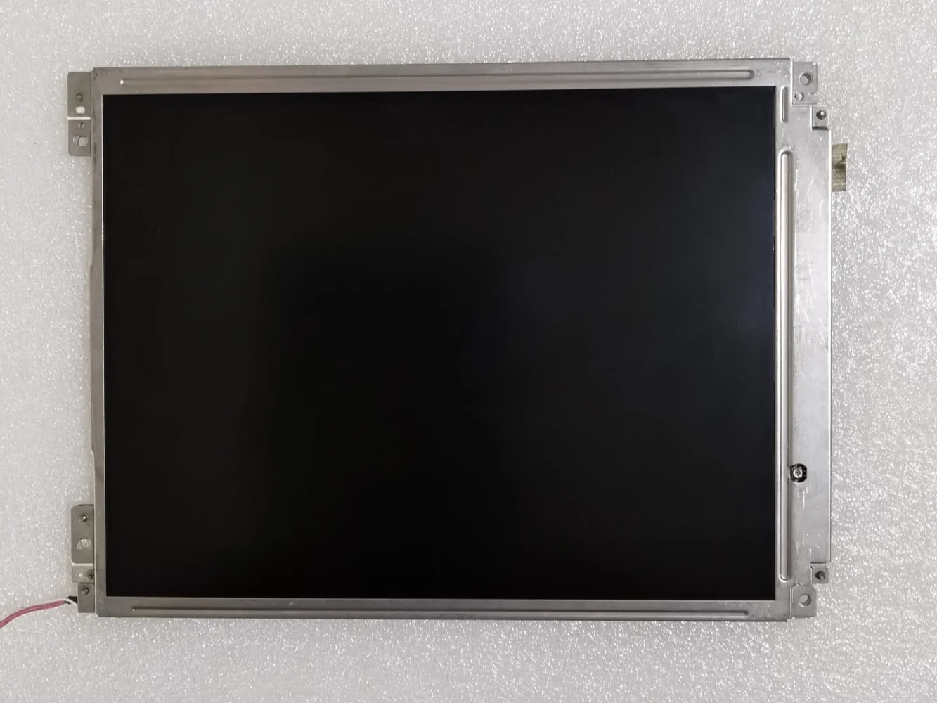 

LP104V1 10.4 INCH LCD DISPLAY SCREEN