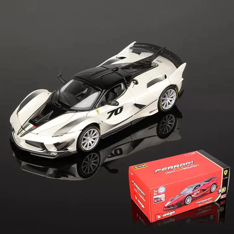 Bburago 1:32 Skala Ferrari fxxk samochód sportowy dźwięk i światło Stop Luksusowy pojazd Diecast Pull Back Cars Model Kolekcja zabawek Prezent