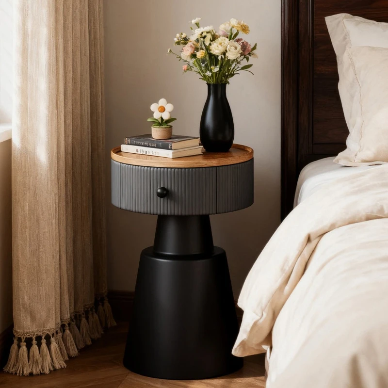 light luxury high-end feeling Bedside table Medieval style household drawers bedside table storage nightstands bedroom furniture