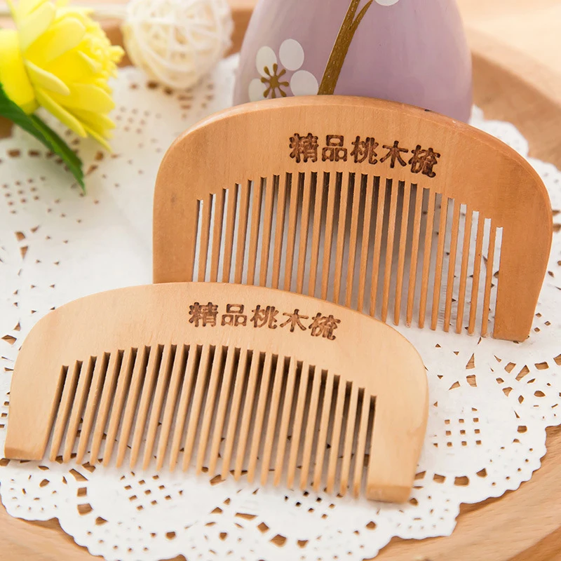 1Pc Natural Peach Wood Comb Close Teeth Anti-static Head Massage Beard Hair Care Tool Beauty Accessories Barber Women's Hairdres