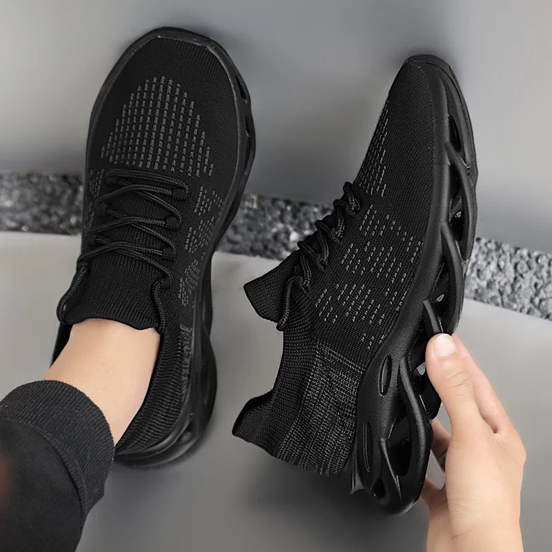 新しい春と秋のランニングネット表面通気性レジャースポーツシューズメンズラブウォーキングライトトレーニングフィットネスシューズ