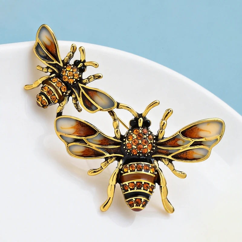 Wuli&baby Vintage Bees Brooches For Women Men Rhinestone Enamel Insects Casual Party Brooch Pin Gifts