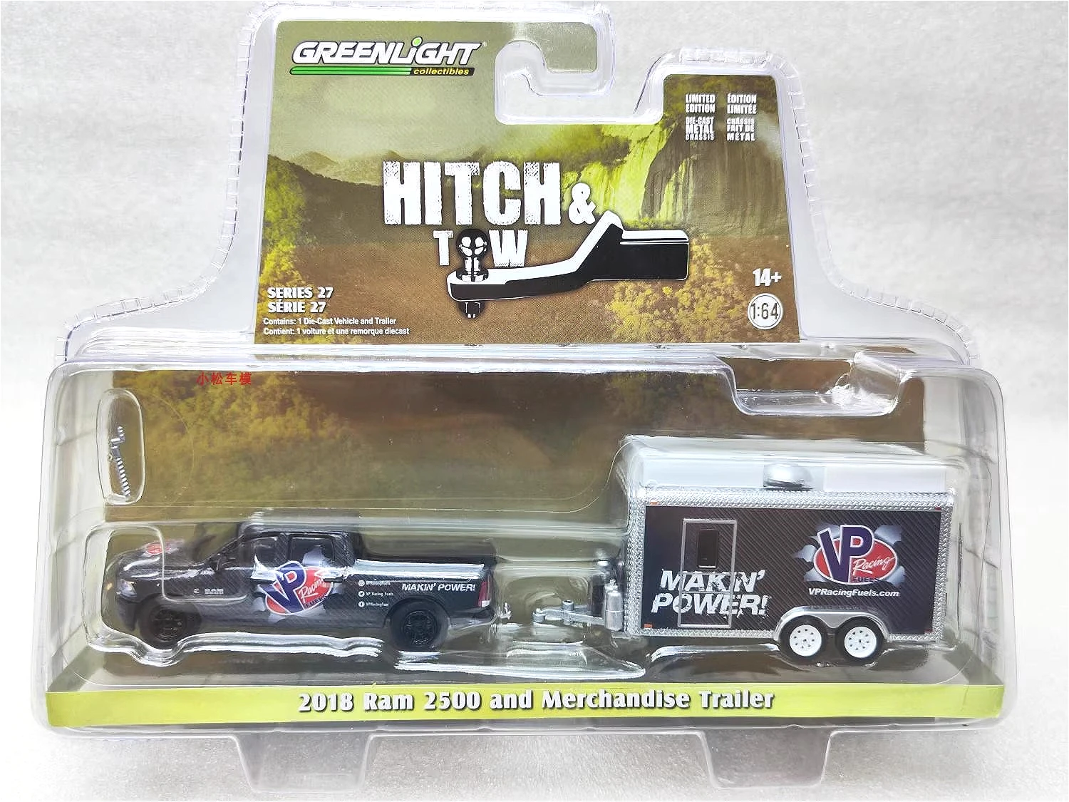 グリーンライト 1:64 2018 Ram 2500 VPレーシング燃料＆燃料カーゴトレーラーモデル 限定版コレクタブル ウォールペンダントギフト