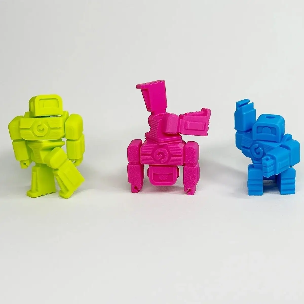 

3D Printed Toy Robot with Movable Joints Movable Figurines Doll Action Figure Assembly Mecha Model Ornament Boys' Holiday Gifts