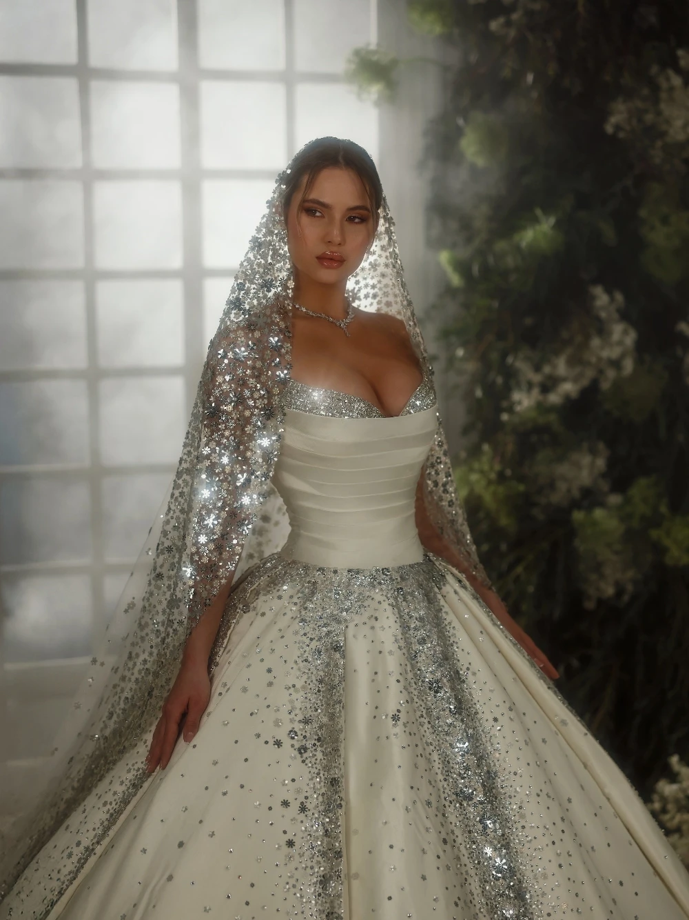 Luxury Silver Sequin Satin Ball Gown Wedding Dress Church Elegant Sweetheart Neck Bridal Gown Customized No Veil Bride Wear