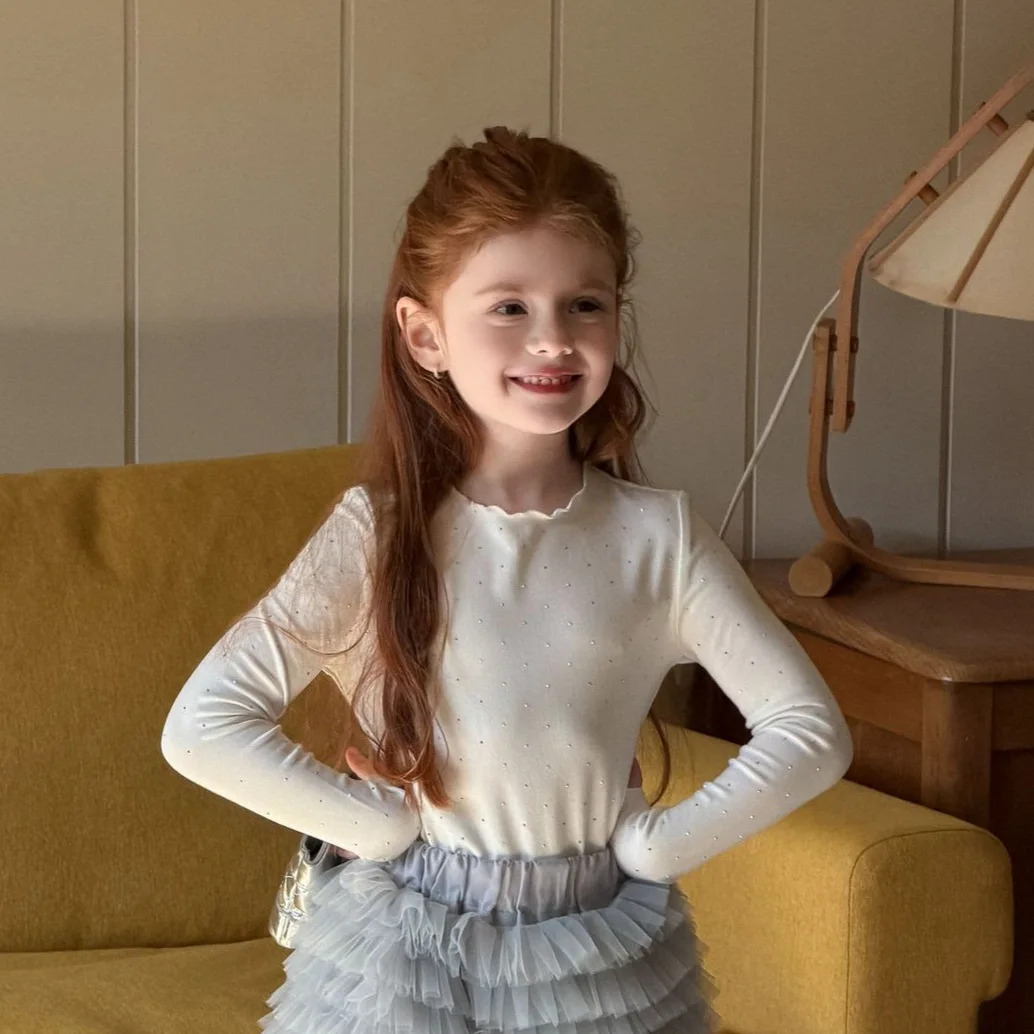 

Girls Top 2026 Spring New Korean Edition Solid Color Soft and Comfortable Bottom Shirt Casual Daily Western Basic Versatile