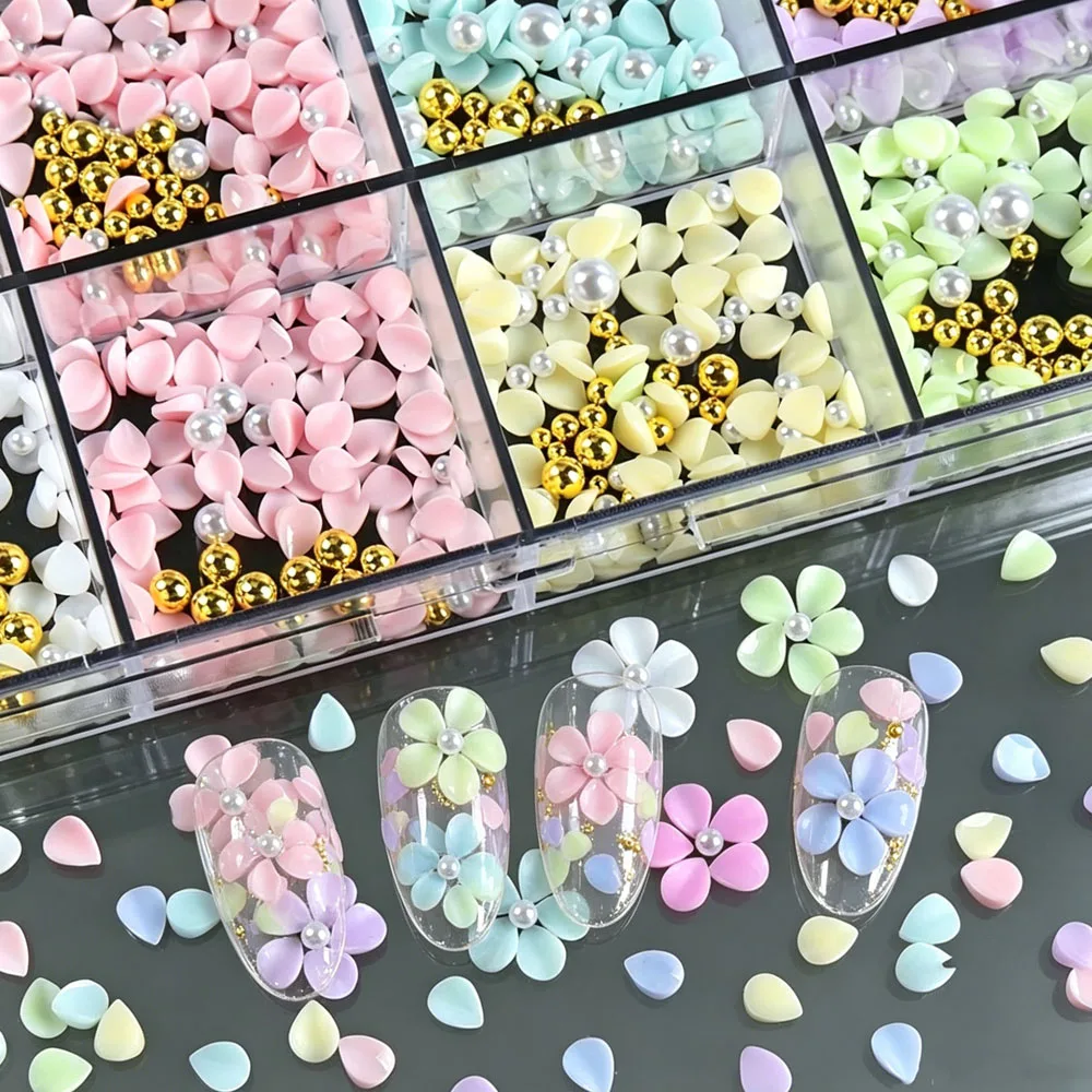 12-teiliges 3D-Macaron-Blütenblätter-Nagelkunst-Set mit Gold- und Weißperlen, Weiße, Rosa, Blaue und Grüne Blumen zur Nageldekoration – Detail 5