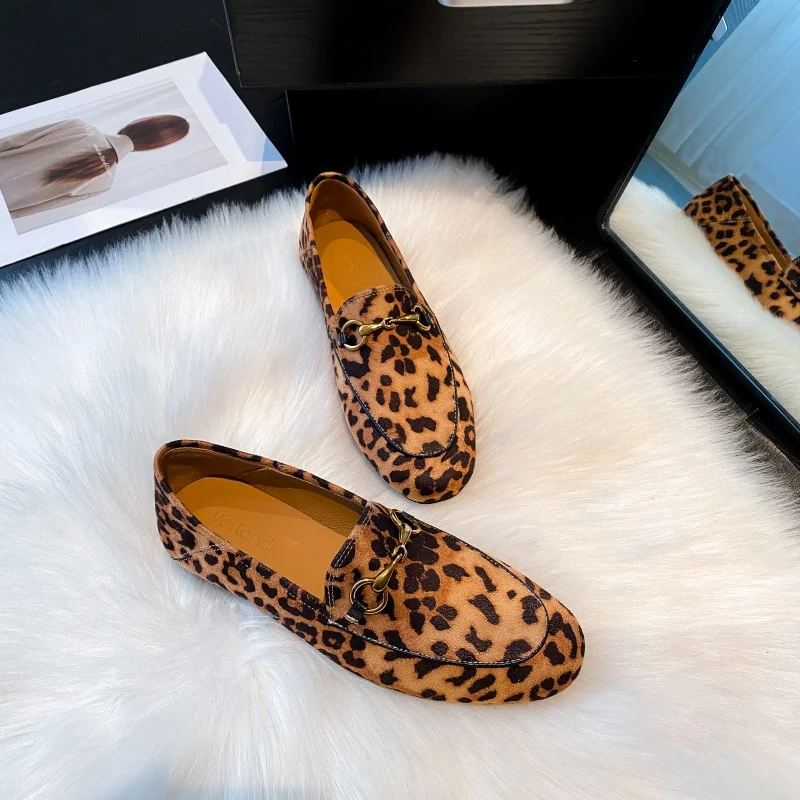 في الهواء الطلق مشبك معدني أحذية جلدية بدون كعب الصلبة رئيس مستدير لينة وحيد النساء أحذية الانزلاق على غطاء مسطح غير رسمي كعب Zapatos Mujer #3