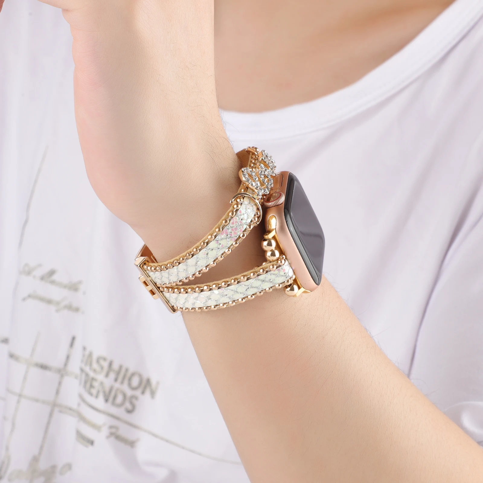 حزام لساعة أبل سوار الحب سوار جلدي لساعة Iwatch 87654321   حزام سلسلة فولاذي SE لساعة Iwatch Ultra bling