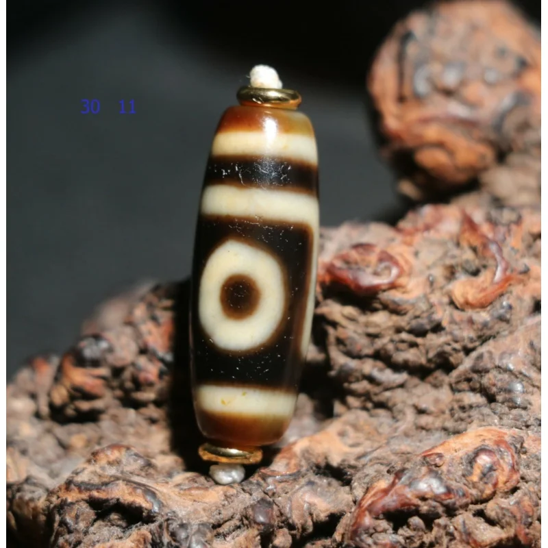 

Energy Tibetan Top Old Agate Ivory Color 2 Eye Pure Love dZi Bead Amulet Pendant