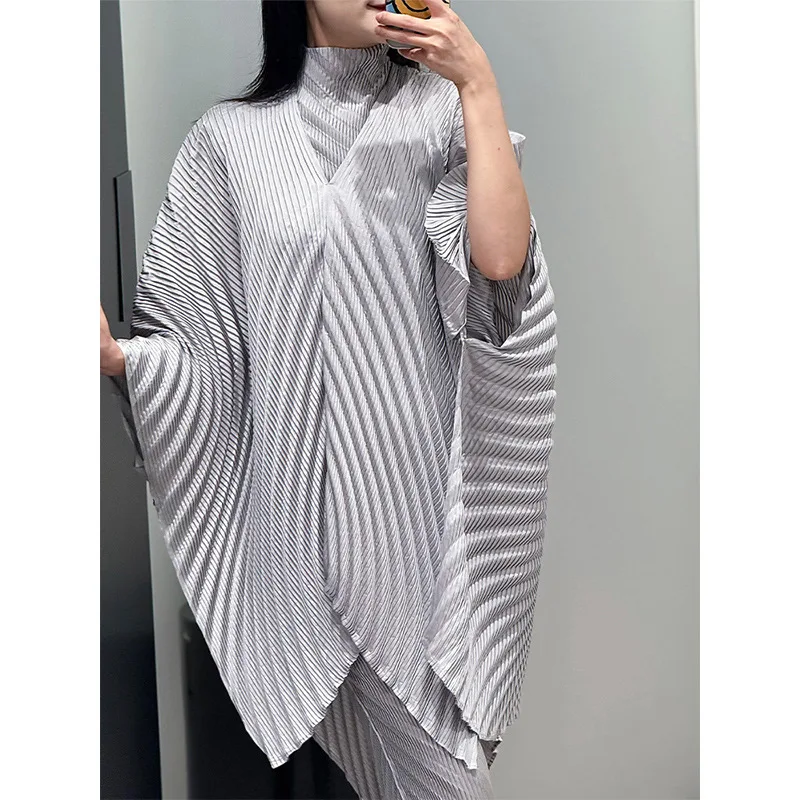 Pleats Pleated Jacket 2024 Fall New Short Jacket Women Fashion Solid Color Design Sense Irregular Mid-length Pleated Hoodie