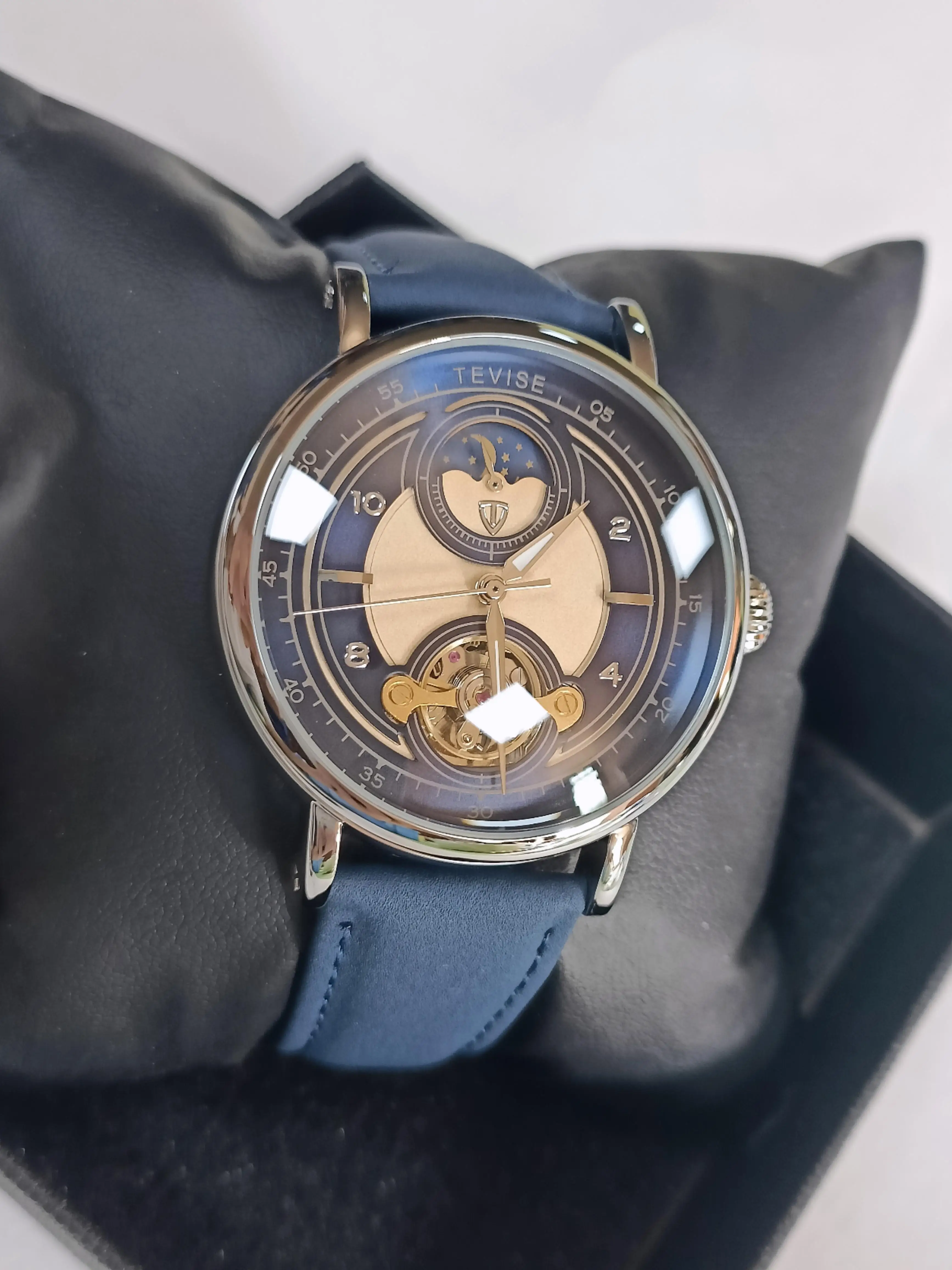 ساعة TEVISE ميكانيكية أوتوماتيكية جديدة للرجال ساعة هيكل عظمي لمرحلة القمر وحزام جلدي مضيء ساعة عصرية فاخرة