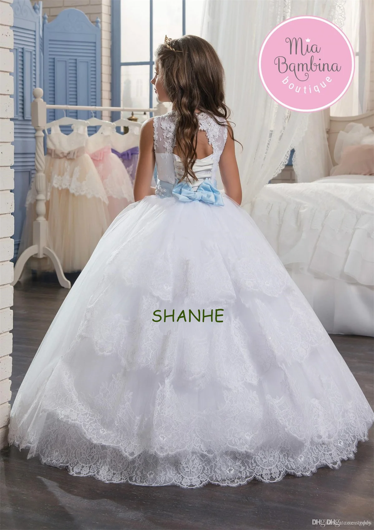 Girls Pageant Dresses White Tiered Ruffles Tulle Ball Gowns Floor Length Flower Girl Dresses Lace Applique Beaded Kids Prom Part