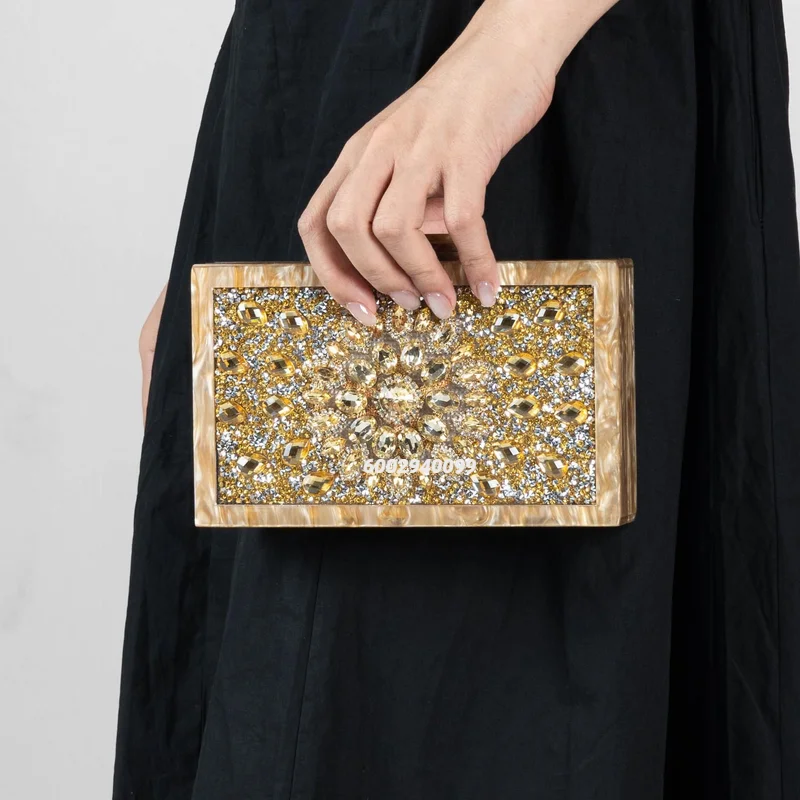 

Luxurious Rhinestones Clutch Bag for Women Shiny Evening Bag with Detachable Chain Strap Hard Box Acrylic Purse for Banquet Ball
