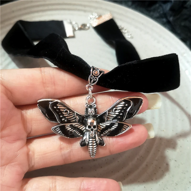 Gothic Vintage Star Cross Moth Black Velvet Choker Chain Necklace For Women Men Punk Personalized EOM Grunge Jewelry Accessories