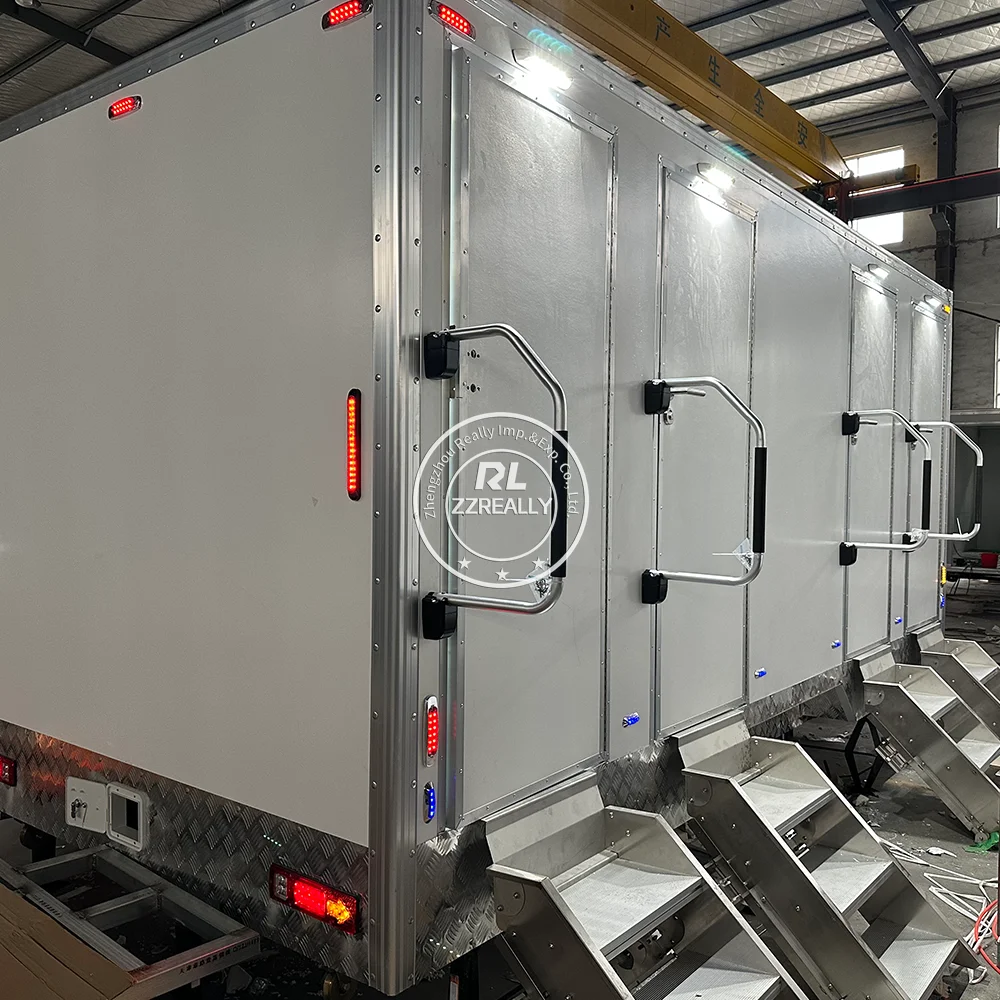 الحمامات المتنقلة مقطورة بيع المراحيض الفاخرة المؤقتة التخييم المحمولة مع المرحاض المرحاض المحمولة