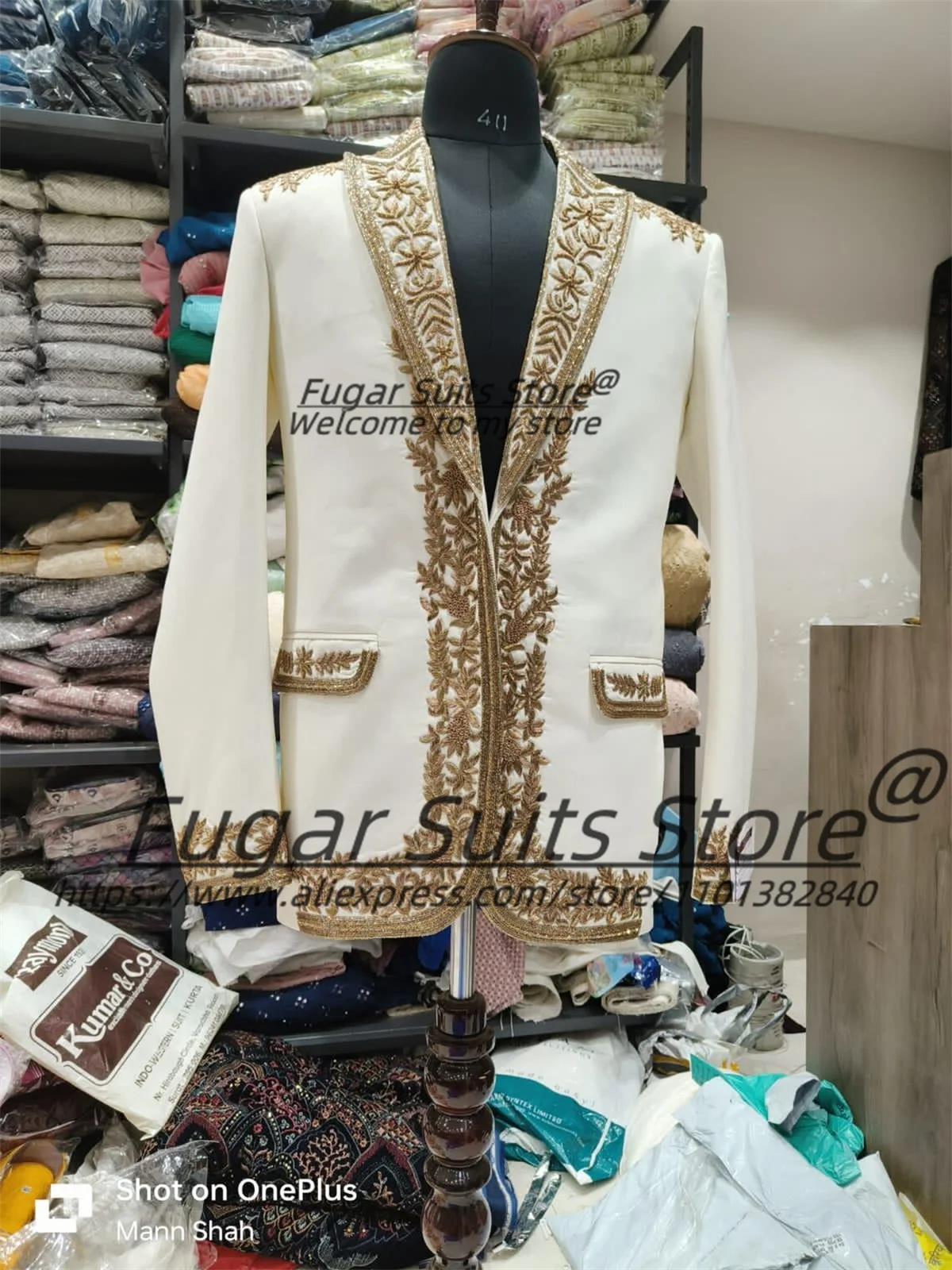 Luxuly Embroidered Formal Groom Wedding Tuxedos Customized Slim Fit Peak Lapel 2 Pieces Sets Male Prom Blazers Costume Homme