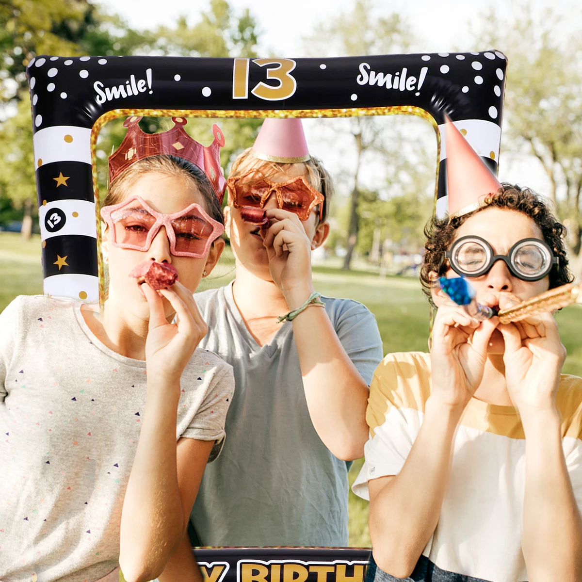 

1pc Inflatable Birthday Photo Frame Pvc Party Supply Lightweight Costume Prop For Kids Carnival Masquerade Decoration Favors