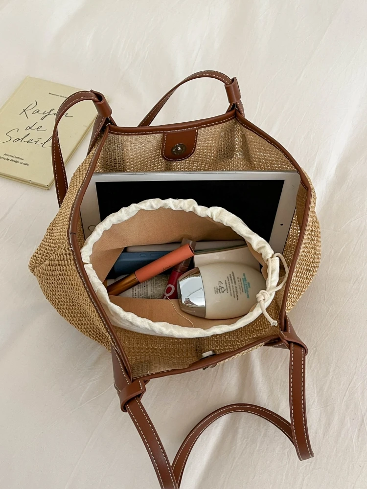 2026 Summer New Large Capacity Straw Woven Tote Bag Handheld Single Shoulder Bag Holiday Style Basket Bag Underarm Bag