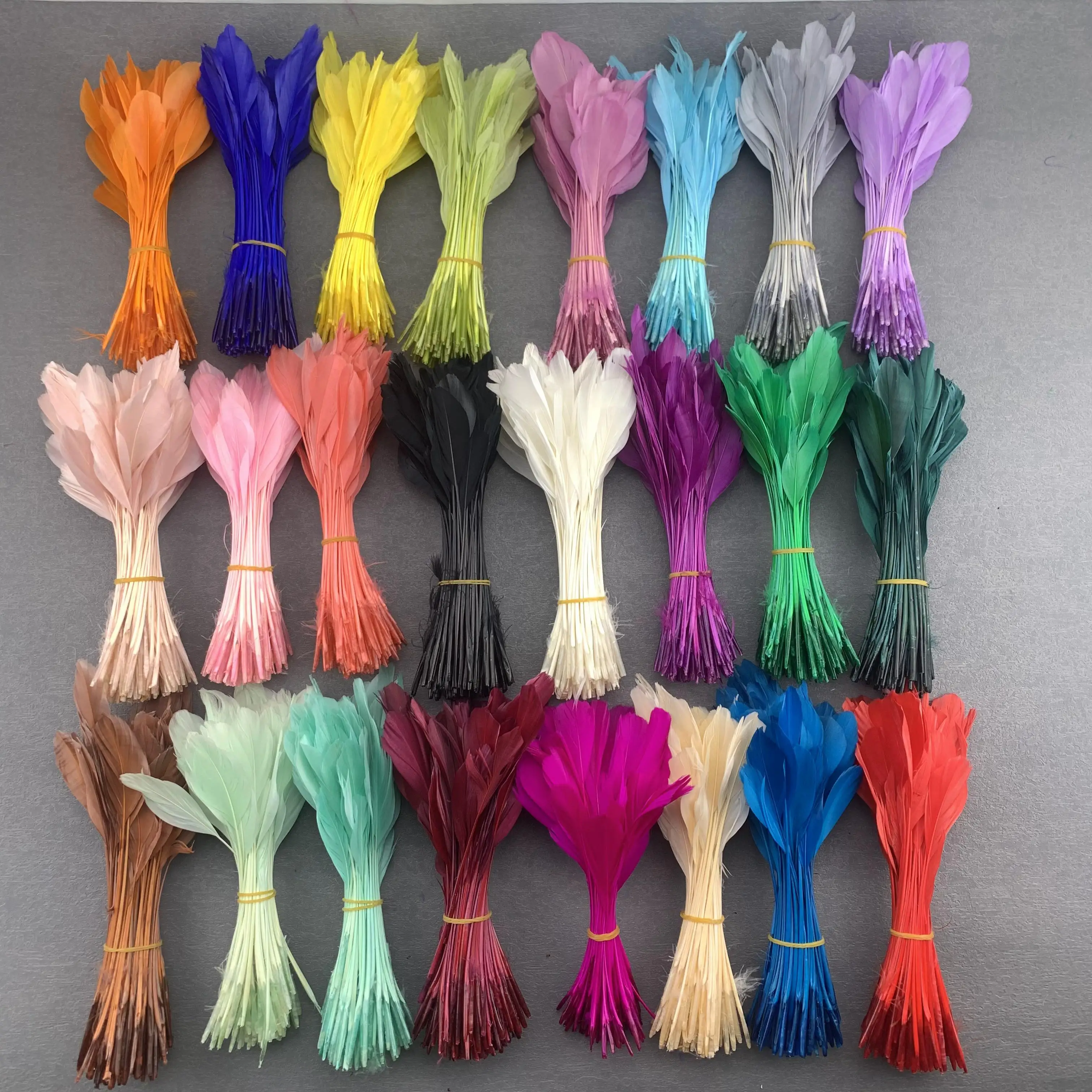 30 Colour Soft Stripped Goose Feathers Decoration 12-18 CM For Crafts Catcher Jewelry Handicraft Accessories Plumes