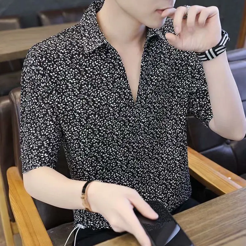 Men's Summer Ice Silk Shirt Short Sleeve Loose Floral T-Shirt V Neck Quick Dry Plus Size Casual Blouse Breathable Streetwear