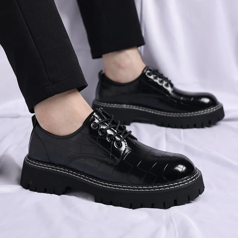 Men's Boots Style Thick Bottom Round Toe Low Cut Casual Leather Shoes Business Casual Versatile Heightening Korean Ver...