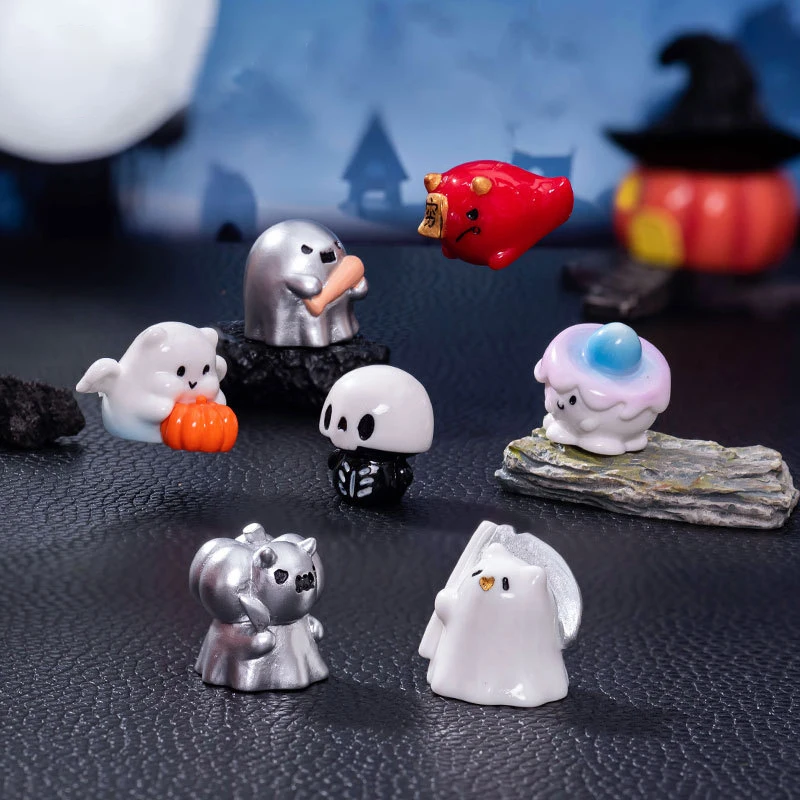 Mini estatuilla fantasma de Halloween, adornos de coche, Micro paisaje, decoración de casa de muñecas, escena, decoración de escritorio DIY, 1Pc