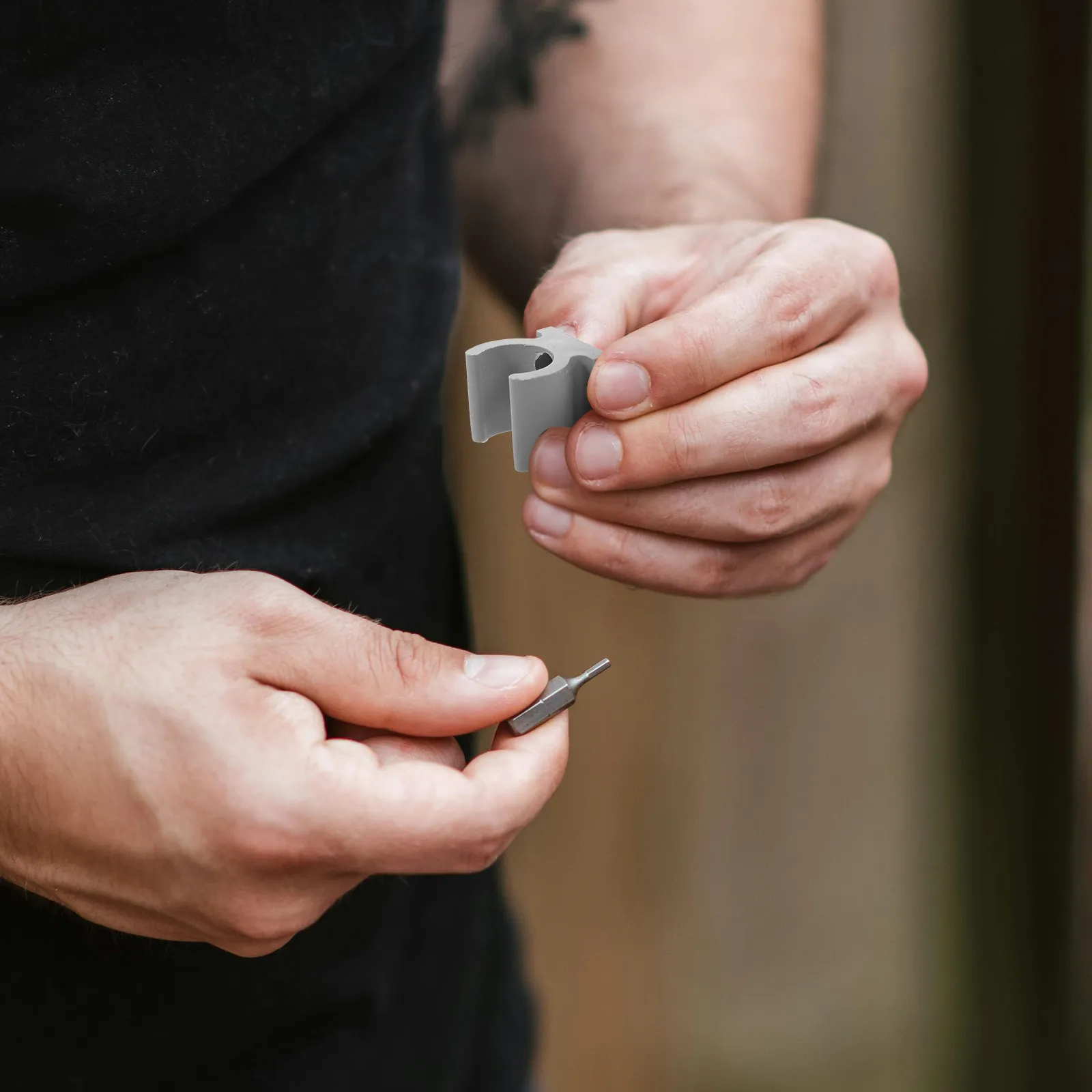 

24 шт. серых пластиковых U-образных зажимов для крепления к трубам инвалидных кресел-колясок, держатели для туалетных сидений