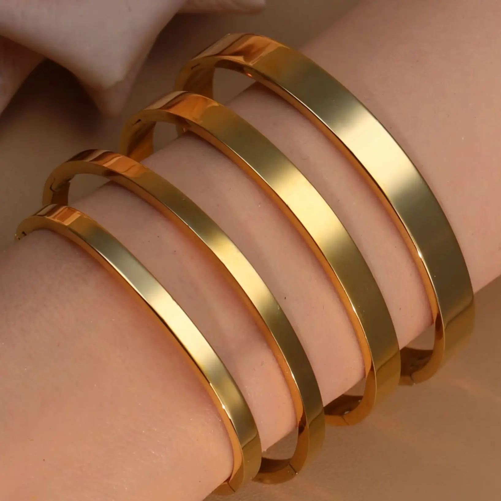 Plated 18 K Gold St…