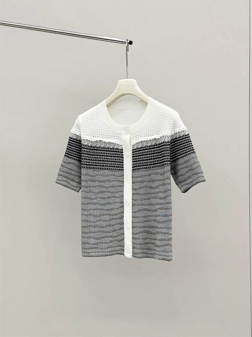 

26 New Summer Color Block Jacquard Cardigan Round Neck Knit Short-Sleeved T-Shirt Top