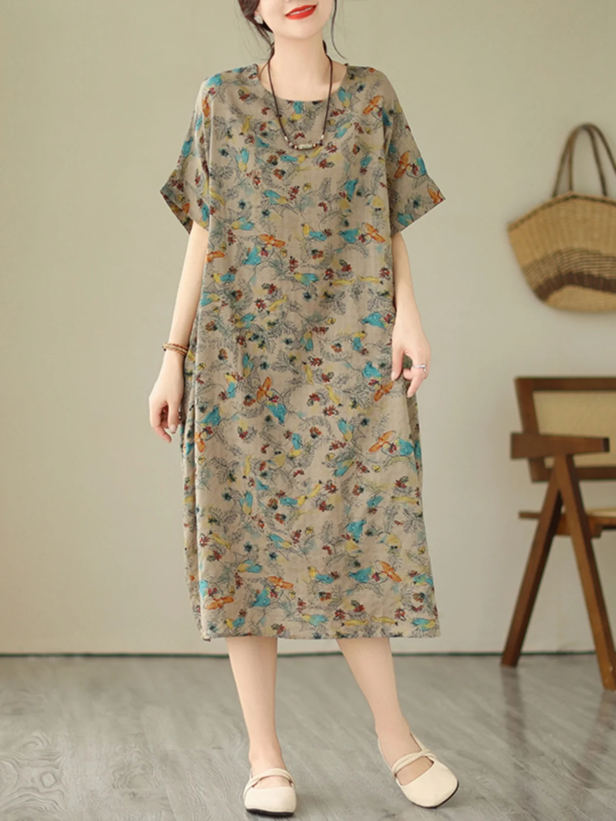 ร้านแบรนด์เสื้อผ้าสั่งตัด ไซส์ใหญ่ ผ้าลินินหรือผ้าสเวตเตอร์ ทรงสลิม ดีไซน์ศิลปะ บางเบา สไตล์เรโทร ทรงเอไลน์ ชุดเดรสยาวปานกลางสำหรับฤดูร้อน