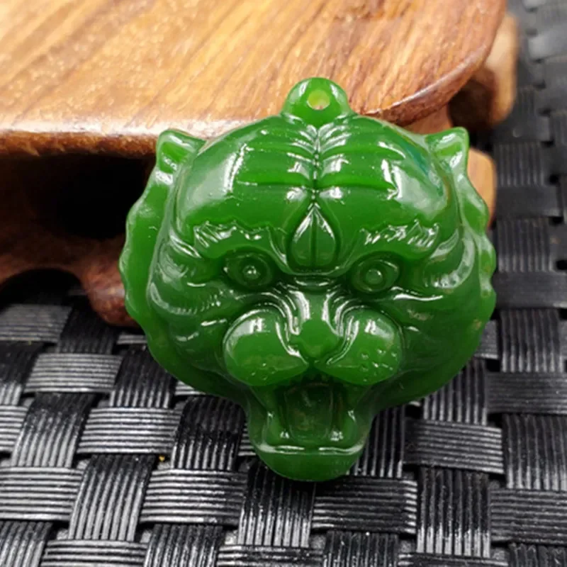 Natural Chinese Jade Green Hand Carved Tiger Head Pendant Fashion Boutique Jewelry Men and Women Necklace Popular Gift