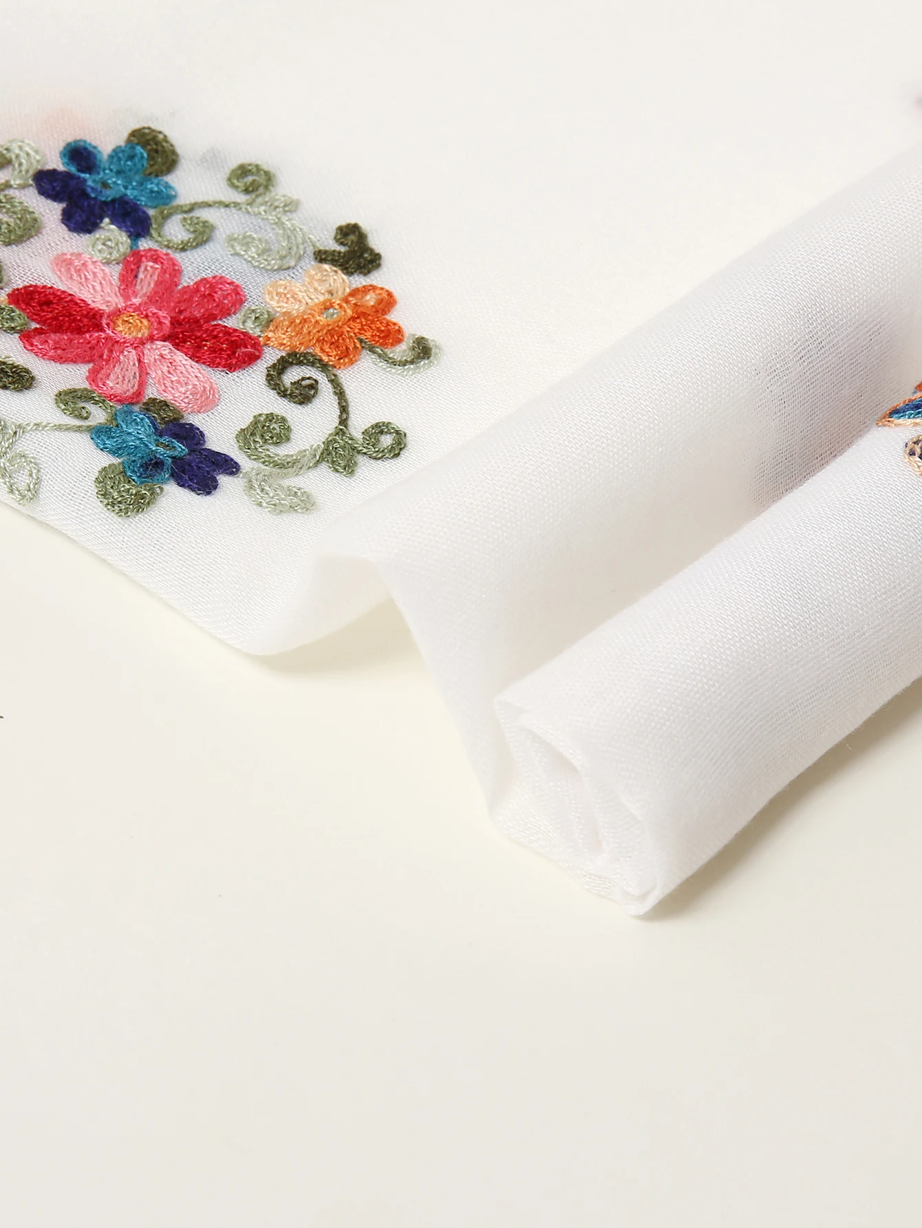 Wholesale New Luxury Brand Fashion Embroidery Scarf Designer For Women Shawl Bandana Floral Scarves And Wraps Soft Muslim Hijab