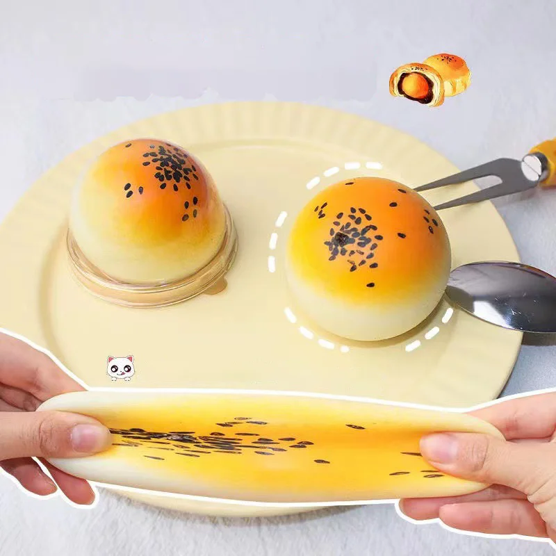 Squeezable Pinching Slow Rebound Soft Bread Handmade Stress Relief Toy for Adults Desktop Ornaments Cute Kids Gift Toy