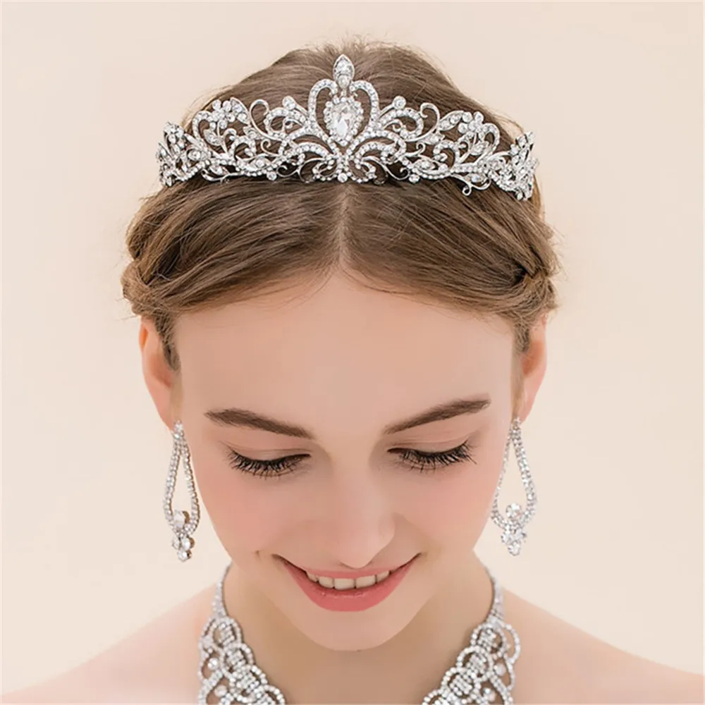 Moda prosta diamentowa opaska na głowę kobiety dziewczęta księżniczka opaska z koroną dżetów kryształowa Tiara Bridal codzienne peruki imprezowe