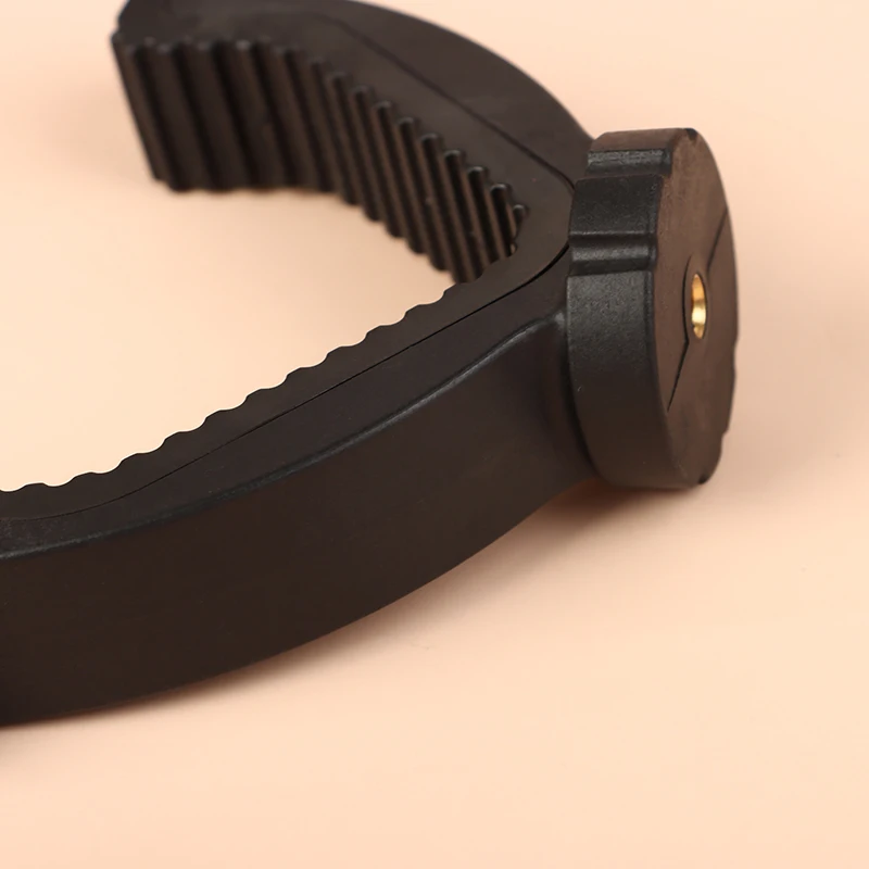 New Heavy Duty V Yoke Rack Rest Holder Top Mount 1/4 Thread Attachment For Hunting Tripod Bipod MonopodAcc